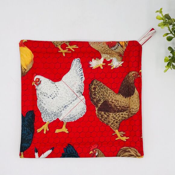 Set of 2 Square Potholders 7x7 Inches, Farmhouse Chickens, Baking Set of 2 - Picture 2 of 3